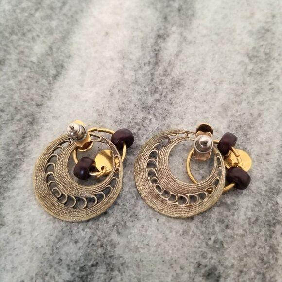 Vintage Boho Post Dangle Earrings, Beaded Hoop Design, Gold Tone and Black Beads - Picture 3 of 5